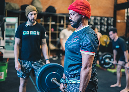 weight lifting barbell strength class